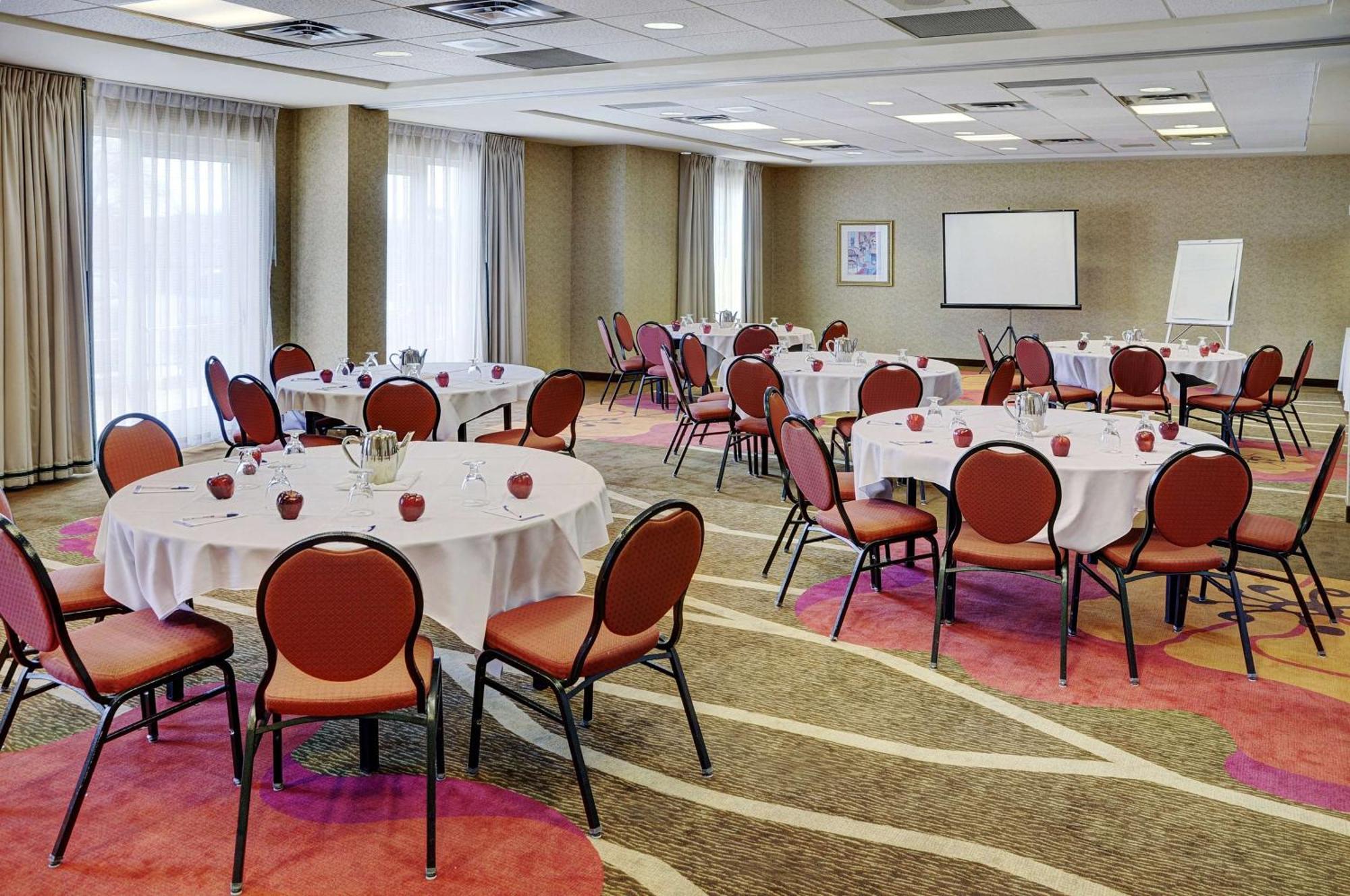 Hilton Garden Inn Kitchener/Cambridge Ngoại thất bức ảnh