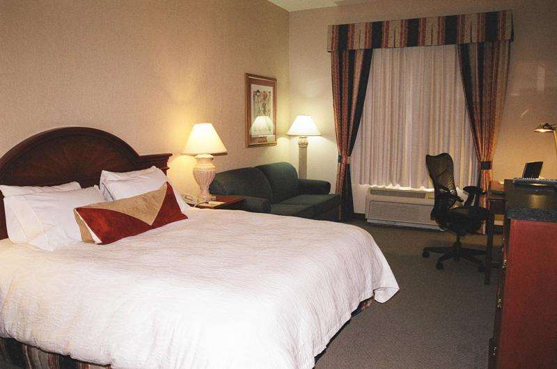 Hilton Garden Inn Kitchener/Cambridge Phòng bức ảnh